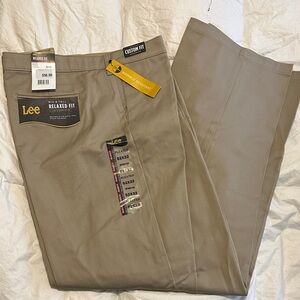 Lee Men's Custom Fit Tan Chinos
